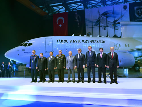 President Gül Lays Emphasis on Importance of AWACS Aircraft for Turkish Aeronautical Capability